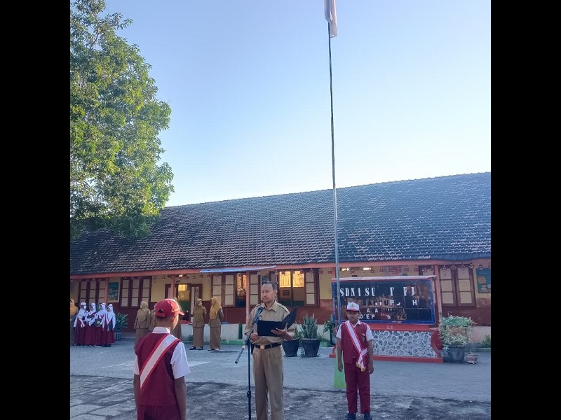 Upacara Hari Senin dan Pembukaan MPLS Pertama SDN 1 Sumberejo 2026